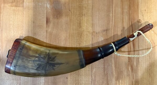 L-5 Star Flat Main Powder Horn